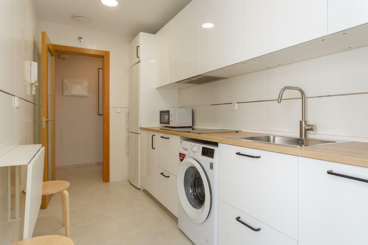 Real Escuela Home เฮเรซ เด ลาฟรอนเตรา ภายนอก รูปภาพ